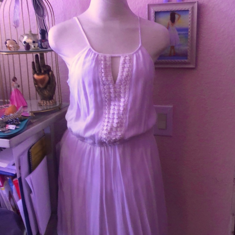 NWT White gauze dress with lace embellishment, sz Med